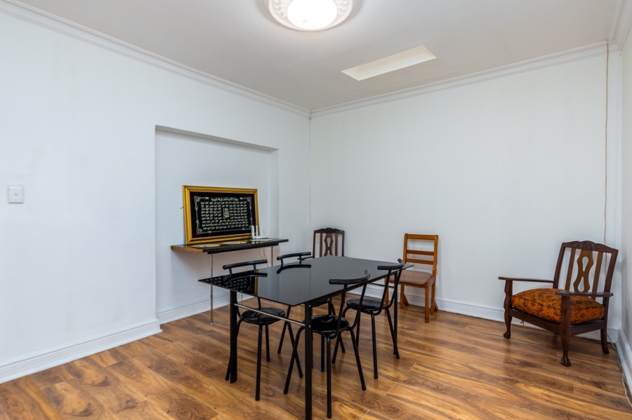 3 Bedroom Property for Sale in Woodstock Western Cape